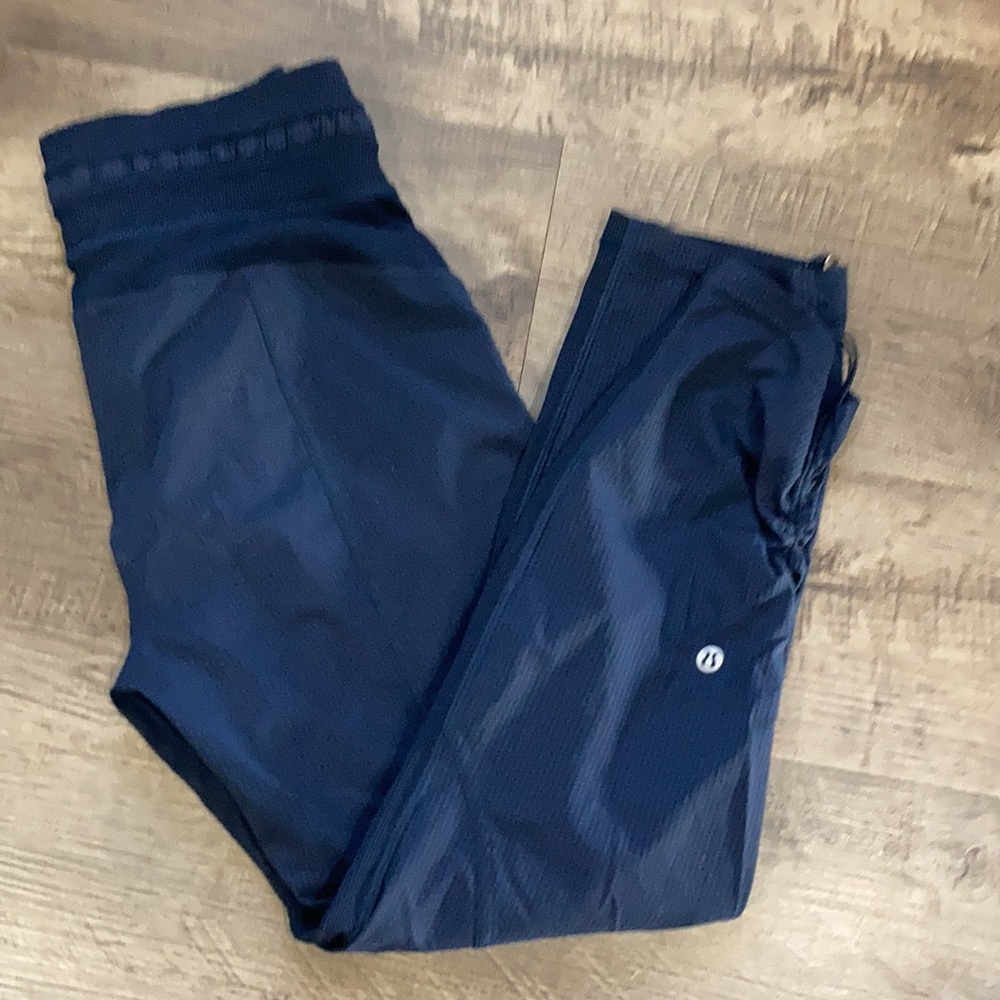 Lululemon navy blue joggers size 0